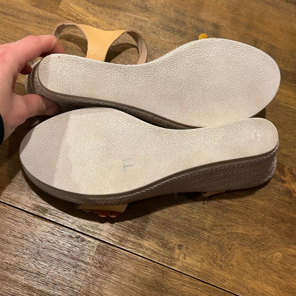 Sophia Milano Sandals 9.5 Ankle Straps Multicolor Leather Wedge Buckle Flowers - Picture 3 of 7